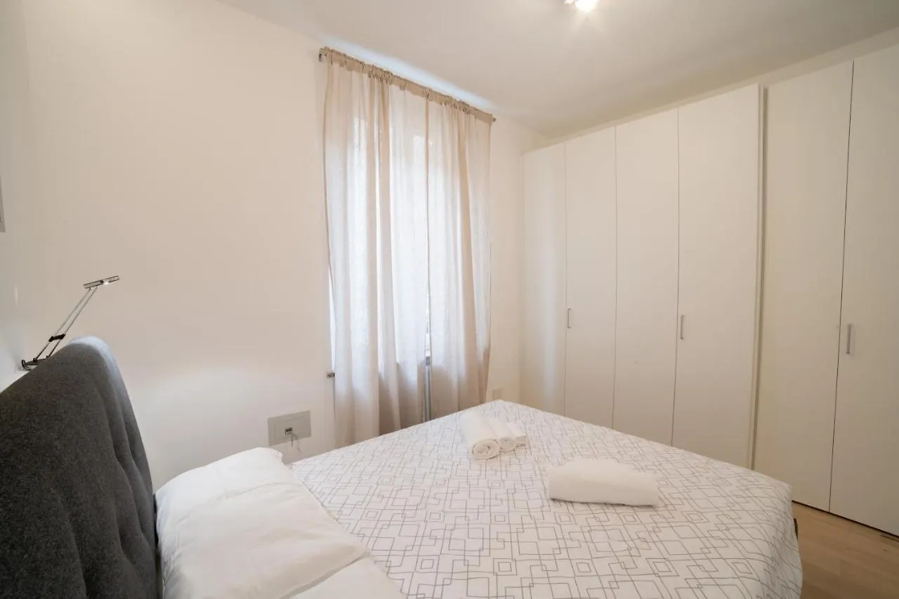 Navigli-Centro-Universita, Amazing New Apartment Μιλάνο